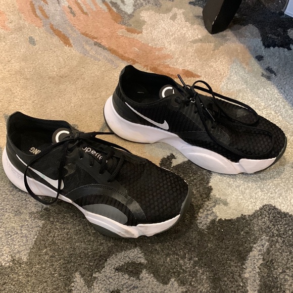 Nike womens super rep size 8 - Picture 1 of 4